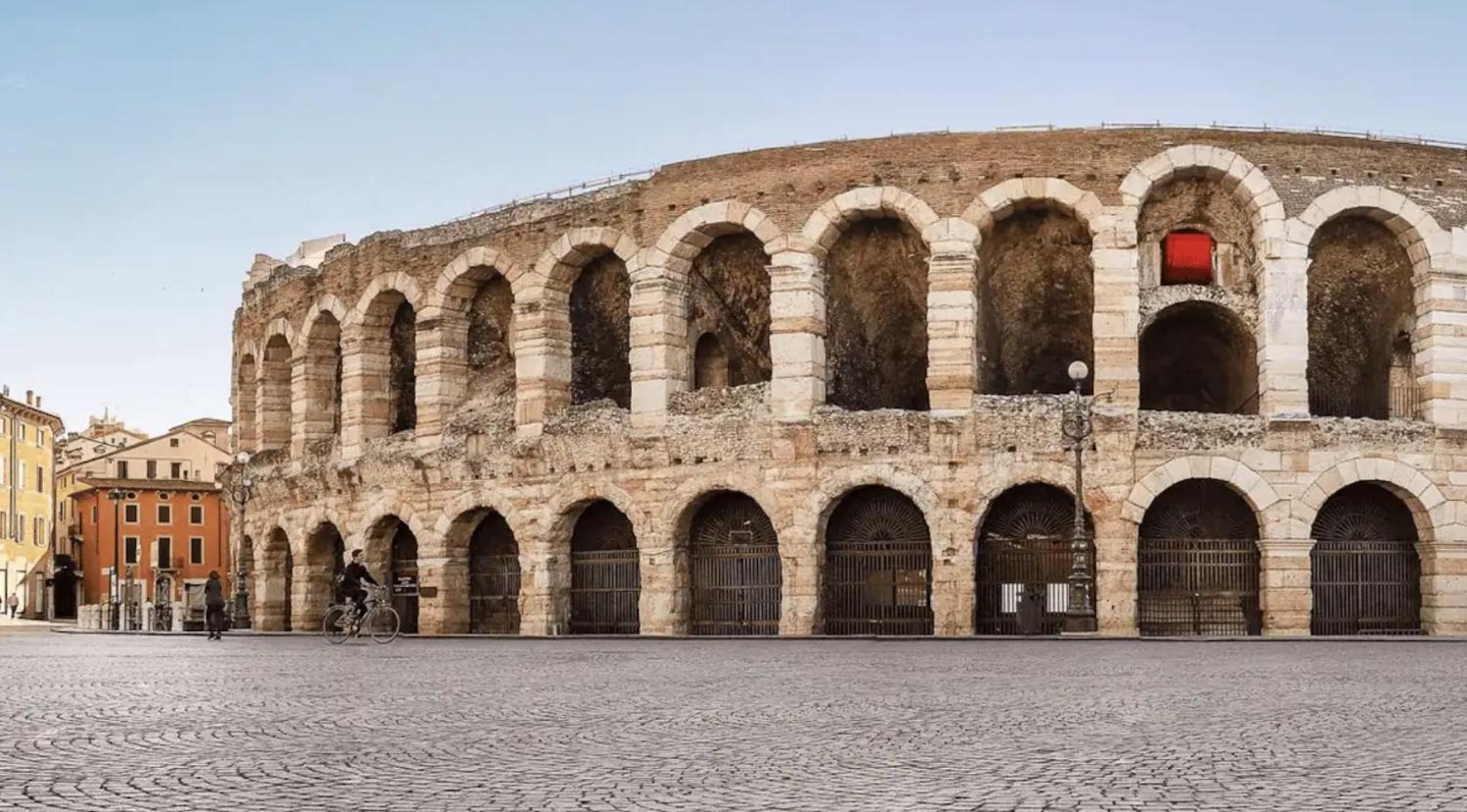 Arena - Verona Centro - Appartamento Elegante エクステリア 写真